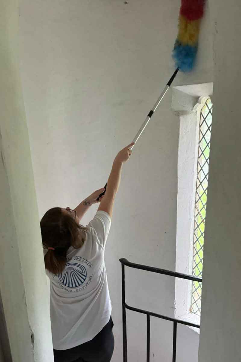 star-cleaning-services-dusting-ceiling-and-wall star-cleaning-services-dusting-ceiling-and-wall
